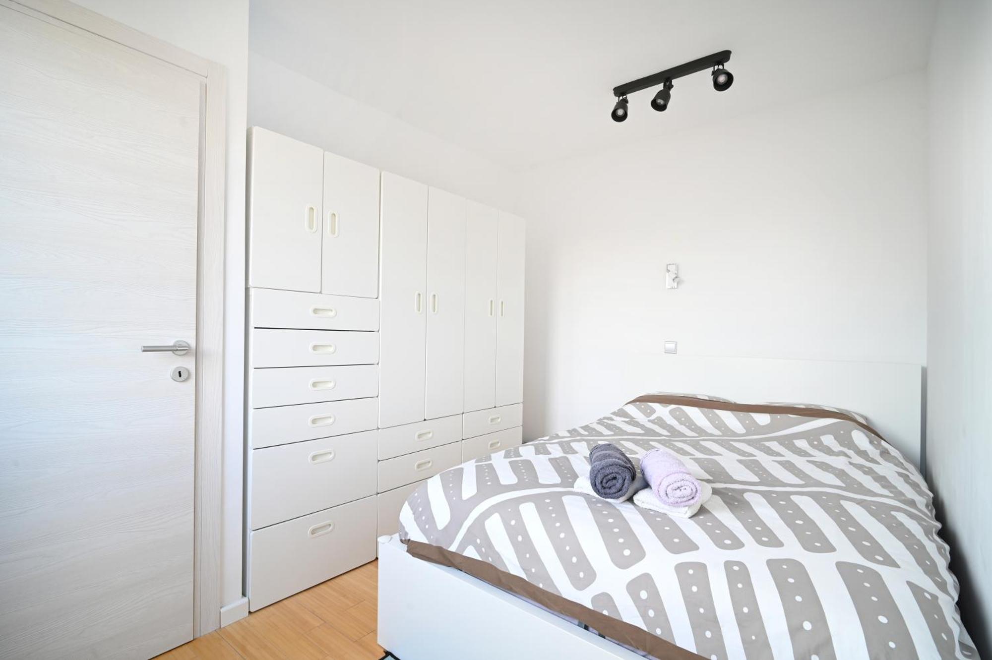 Cozy Donkey - Sporty Lake Apartment, Flexible Check-In, Netflix Загреб Экстерьер фото